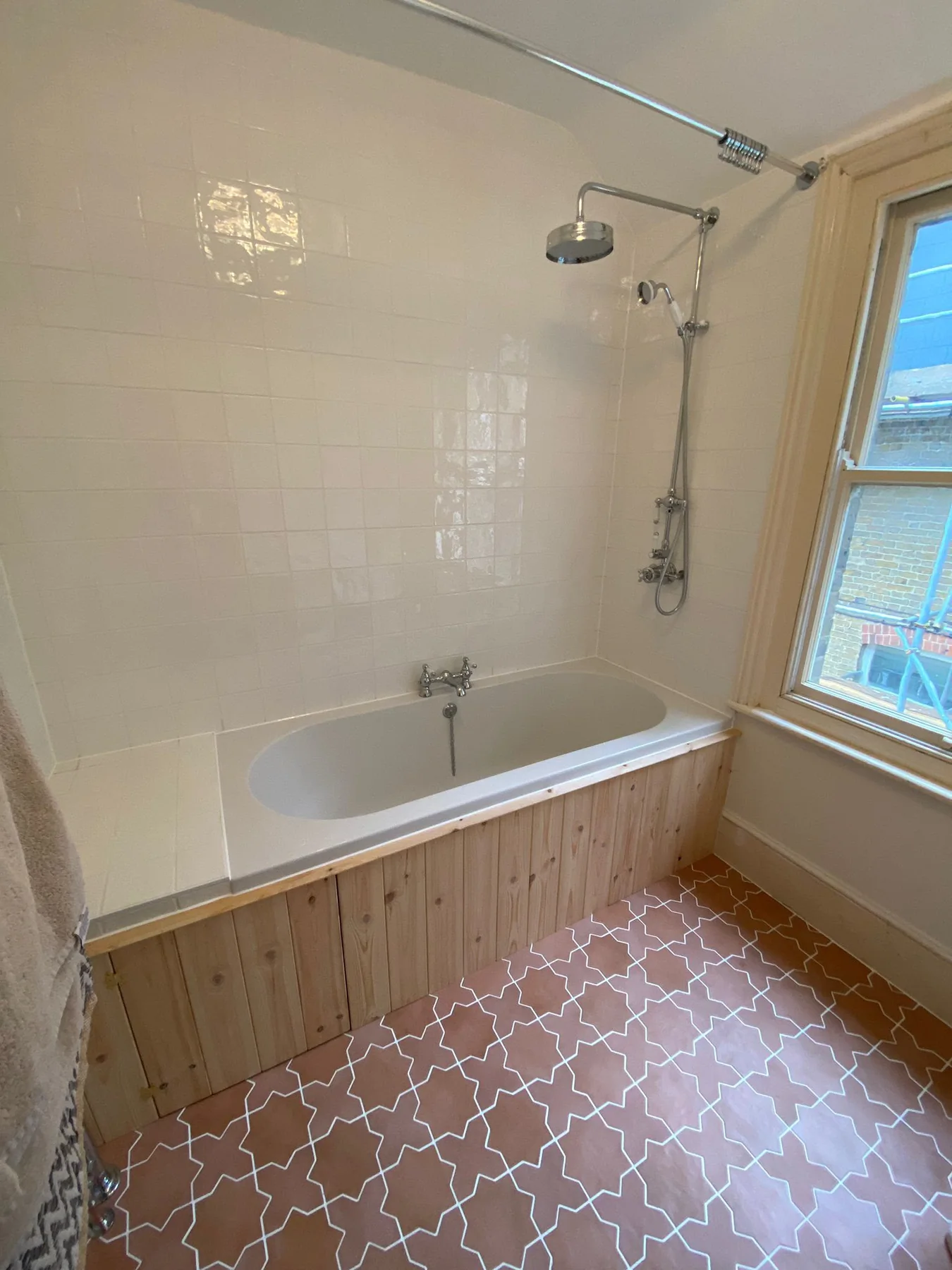 Traditional bathroom renewal